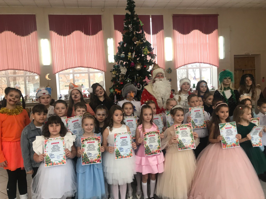 Яркий старт новогоднего сезона! 